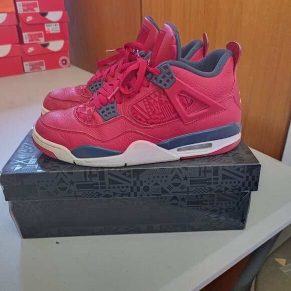 Size 10.5 - Air Jordan 4 Retro FIBA og box excellent condition - Picture 10 of 13
